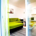 Apartman House & Free Heart *