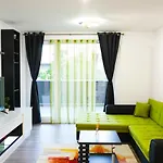 Apartman House & Free Heart