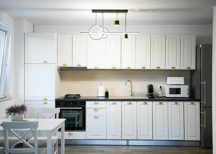 House & Free Heart Braşov